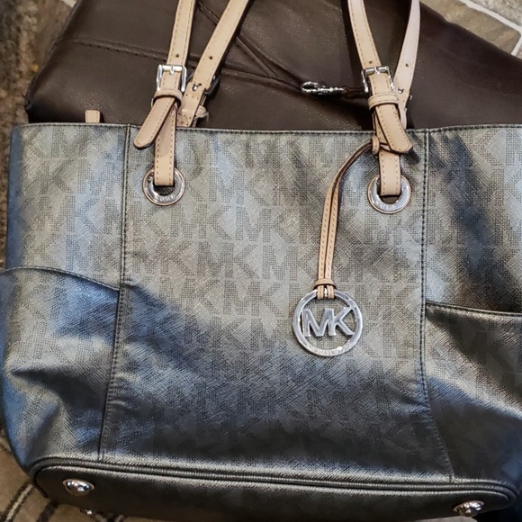 Mk ADDITIONAL pics -See MK tote for sale - Picture 5 of 5